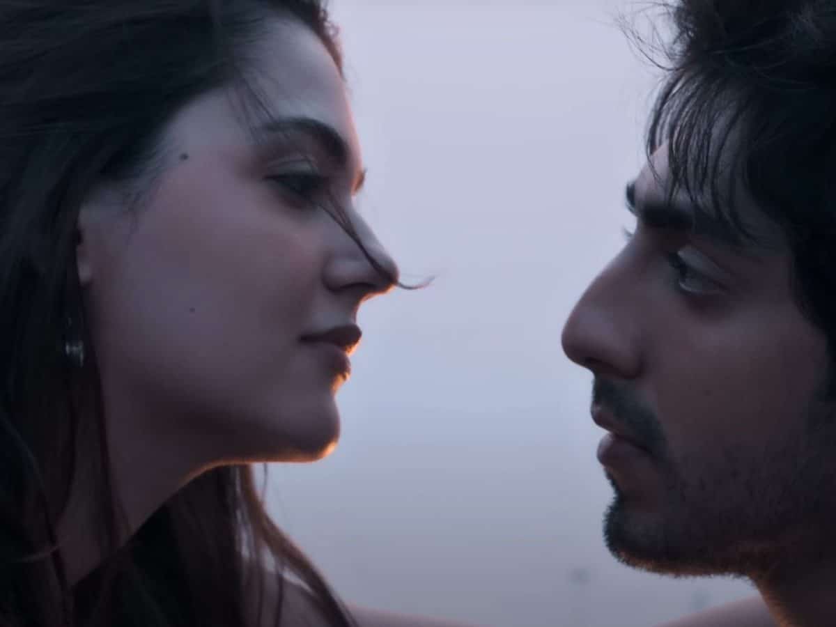 Ahaan Panday & Aneet Padda in Saiyaara teaser