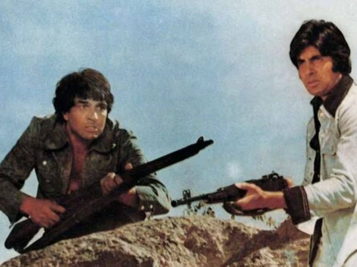 Sholay cast salary revealed! Dharmendra was the highest-paid actor, while Amitabh Bachchan got THIS for the film