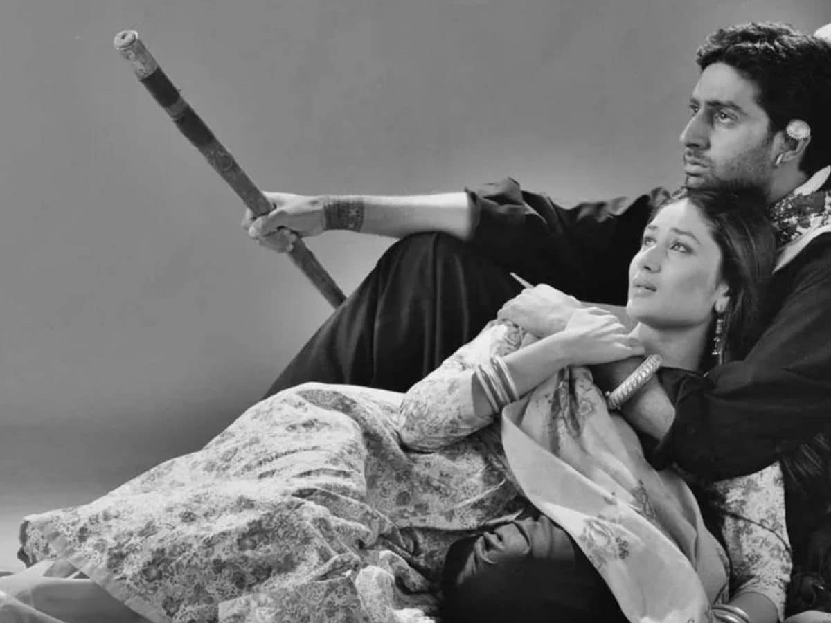 DYK Abhishek Bachchan gave 17 takes for THIS infamous scene in Refugee infront of 1000 people on the sets?