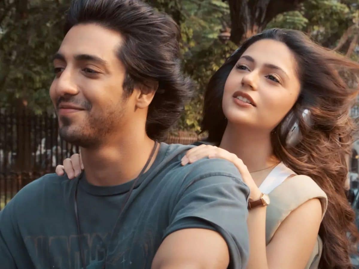 Saiyaara global box-office: Ahaan Panday & Aneet Padda's film smashes past ₹100 Cr in 3 Days, outperforms Jaat’s lifetime collection