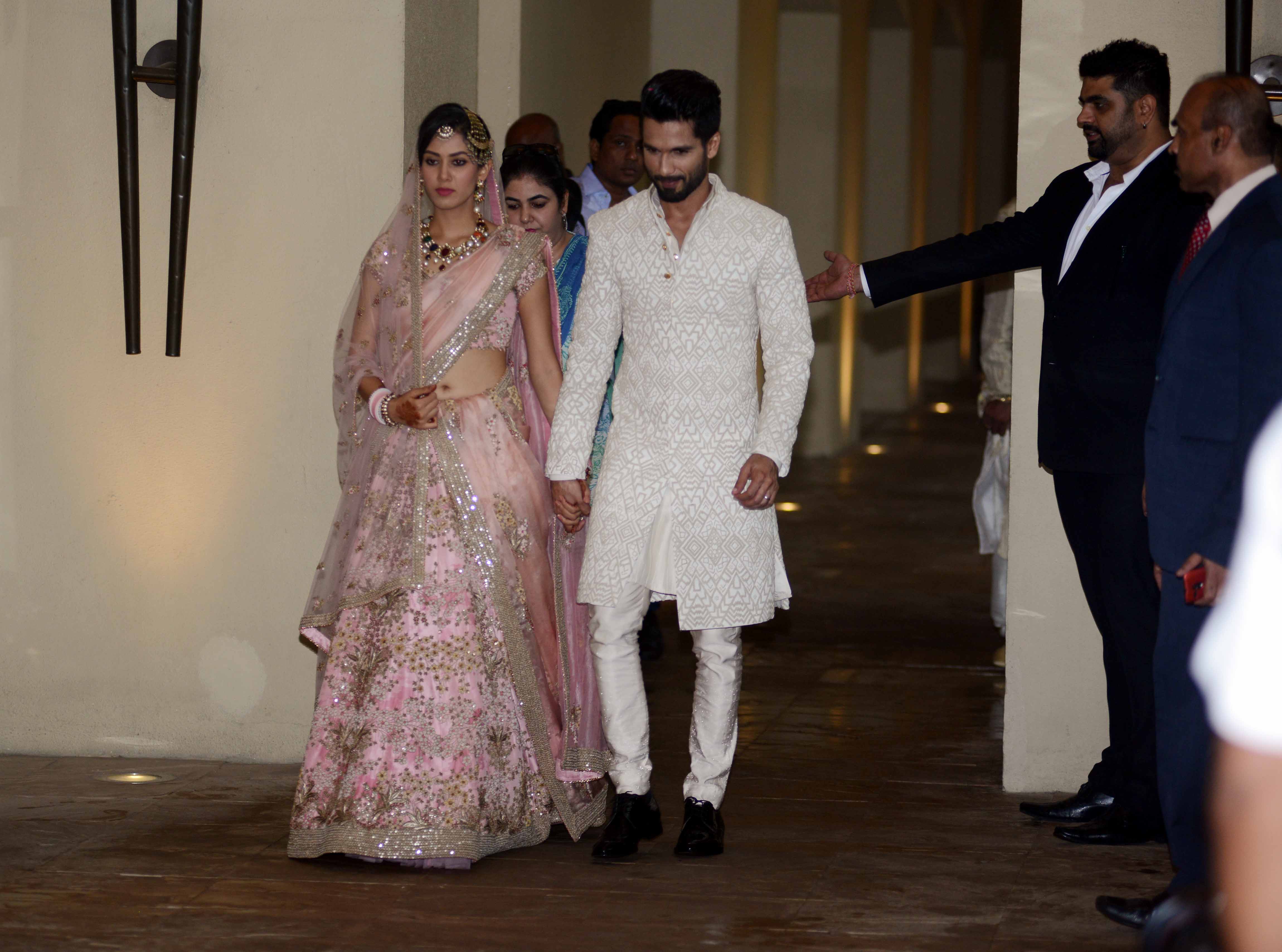 Shahid Kapoor Mira Rajput Wedding Did The Bride Have The Same Makeup Artist As Kareena Kapoor Masala Com Its meera shahid kapoor's wife. masala