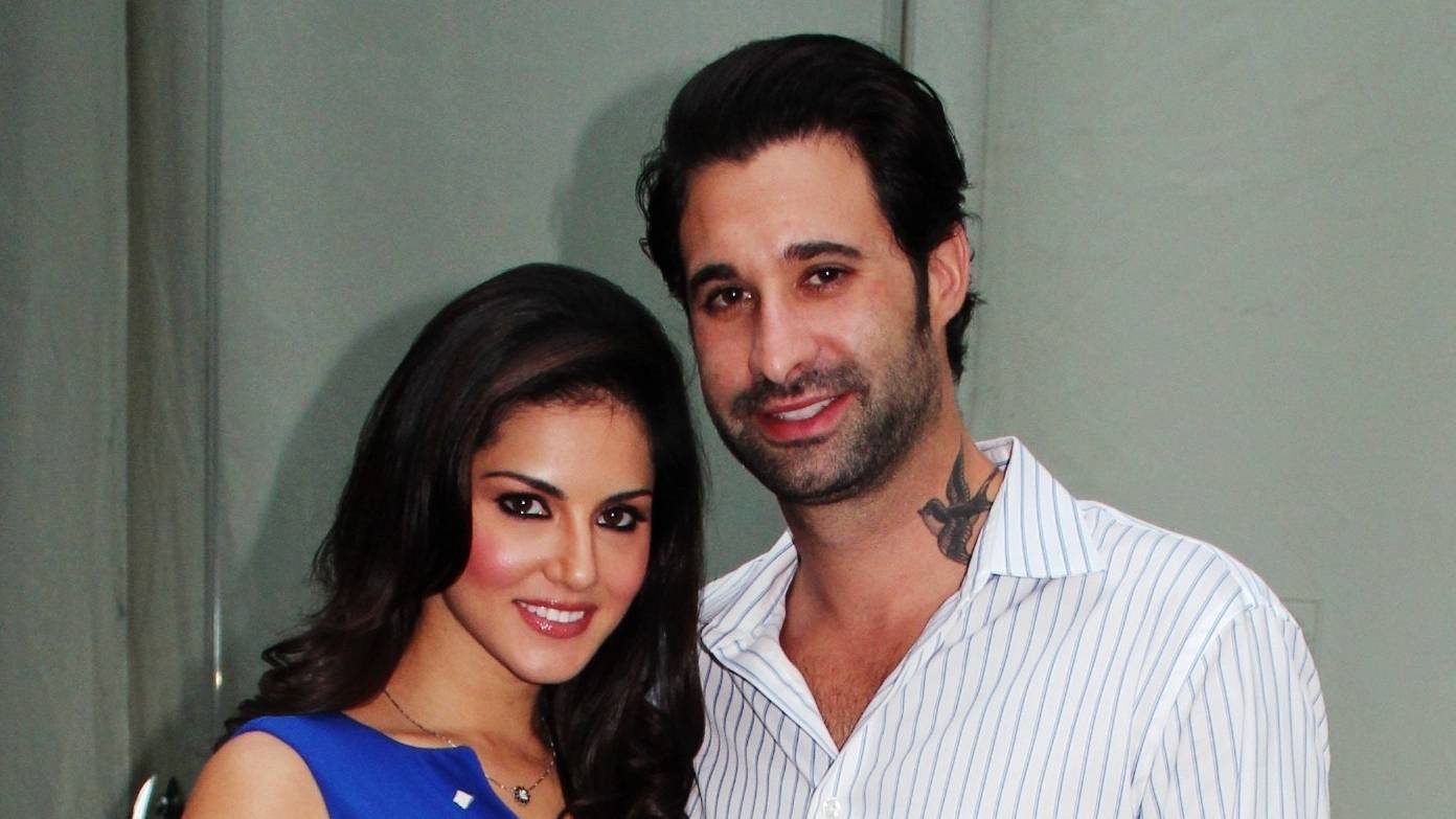 And This Is How Daniel Weber Stood Up For Wife Sunny Leone Masala Com Share your thoughts on daniel weber' movies with the community: and this is how daniel weber stood up