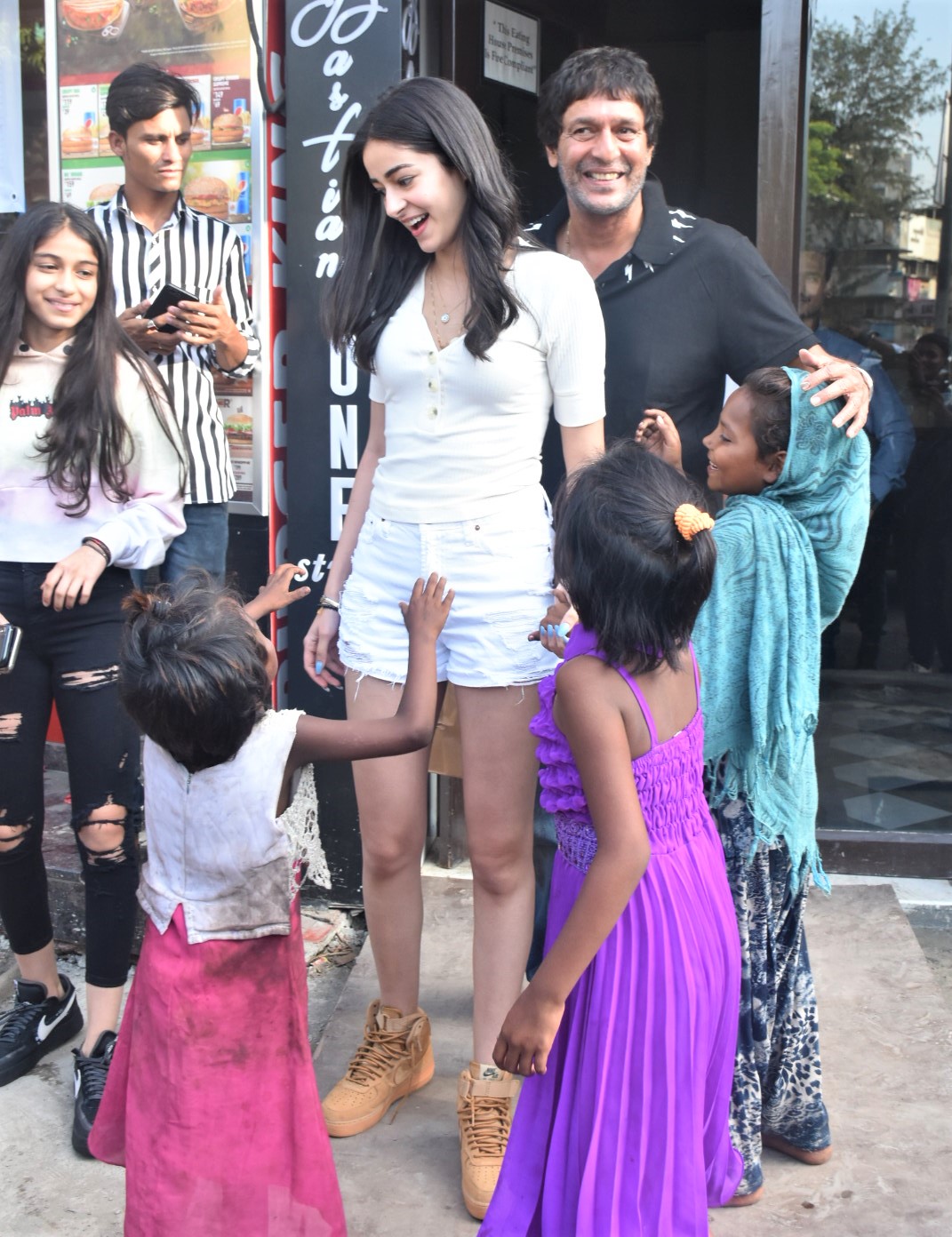 Ananya Panday Has A Family Day Out With Her Father And Sister Masala Com She additionally has a sister. masala
