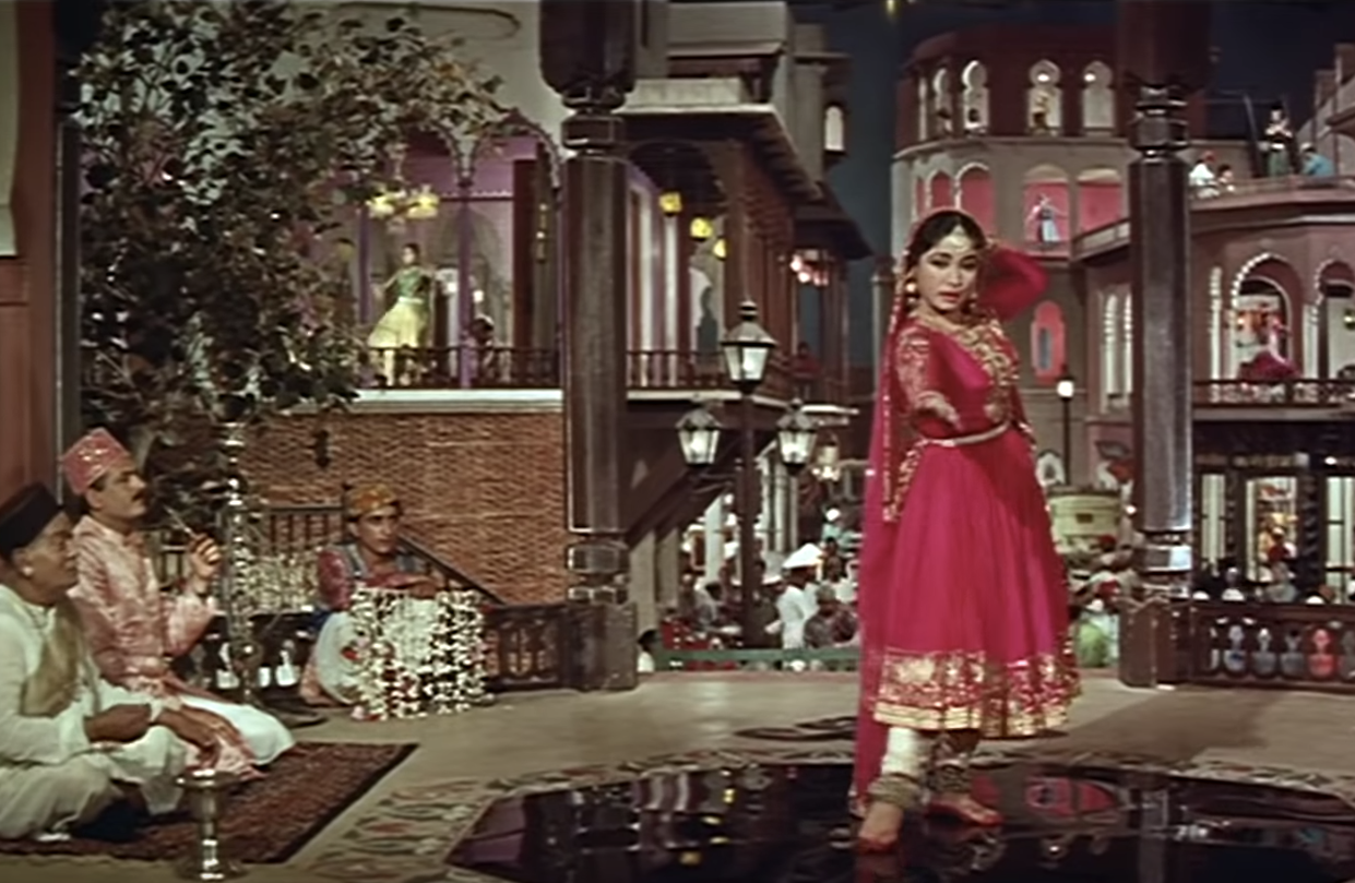 Meena Kumari Sex Videos - Meena Kumari: Remembering Indian Cinema's Tragedy Queen on her 86th Birth  Anniversary - Masala