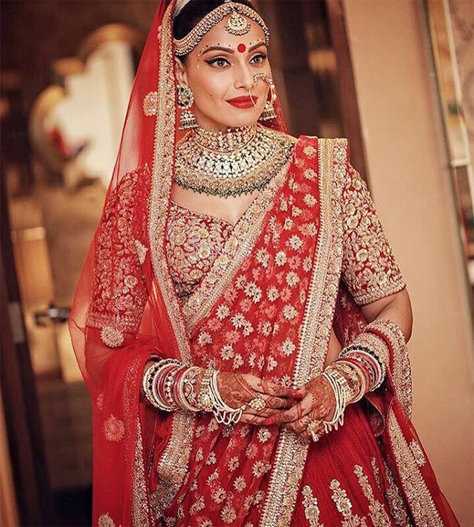 Pure Banarasi Silk Sarees: An Evergreen Fashion For Wedding Functions