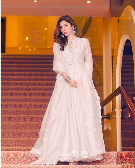 Mahira khan in white salwar kameez sales