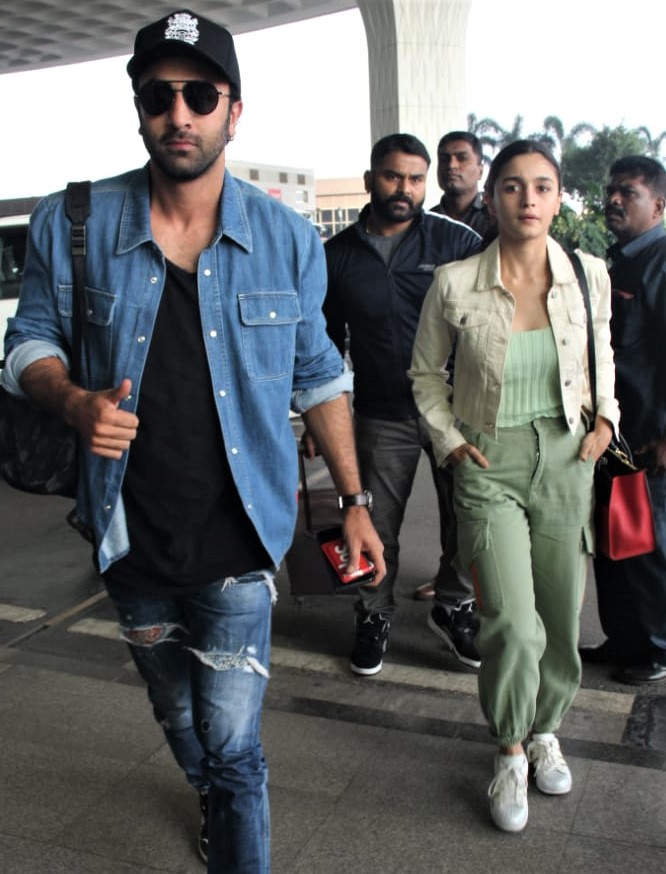 Alia Bhatt And Ranbir Kapoors Stylish Casual Looks