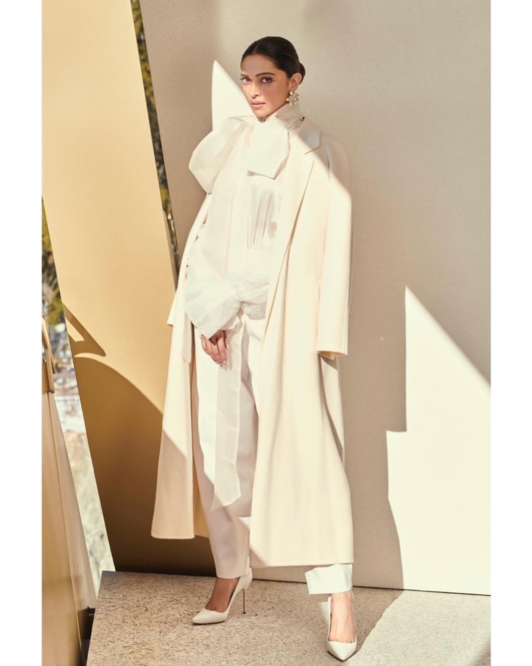 deepika padukone in white kurta