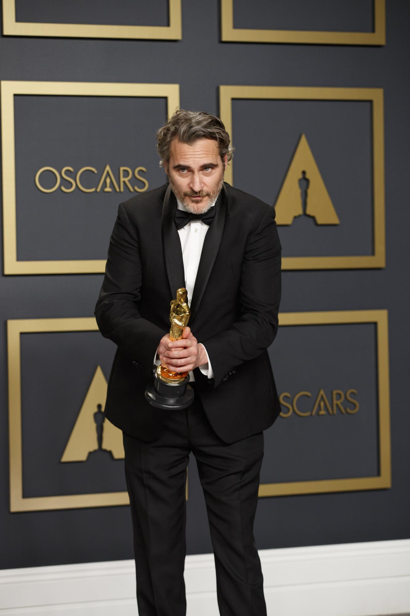 Oscars 2020: Joaquin Phoenix Wins Hearts with Powerful Acceptance Speech - Masala.com1333 x 2000