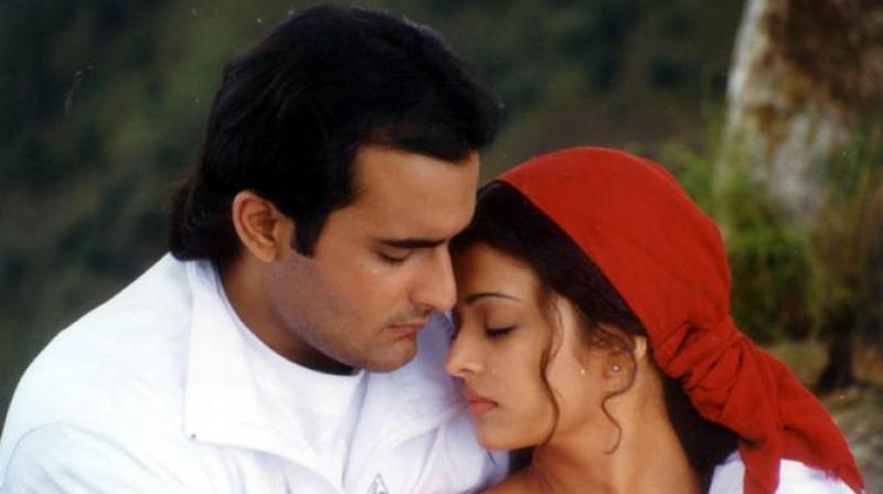 Akshaye Khanna admits staring at Aishwarya Rai like a 'lunatic' - Masala