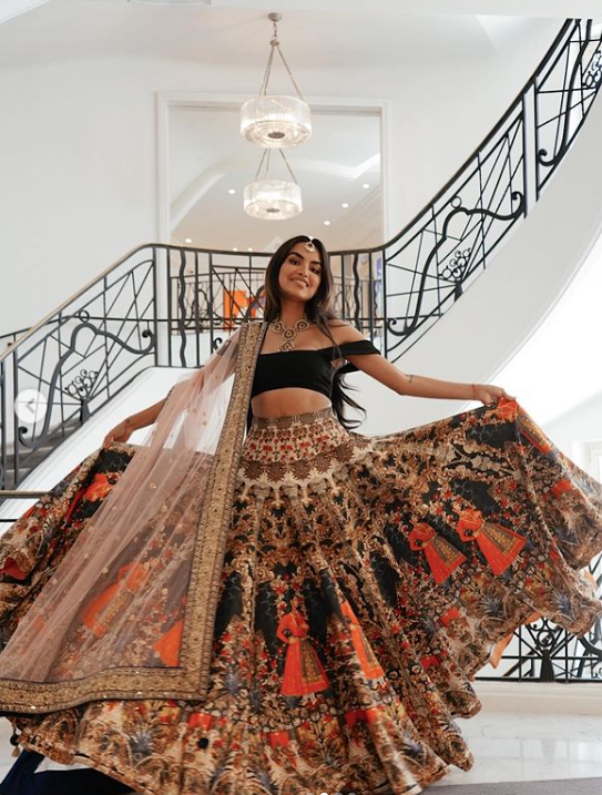 pics Cannes 2021 Red Carpet Indian indian influencer diipa khosla wears a