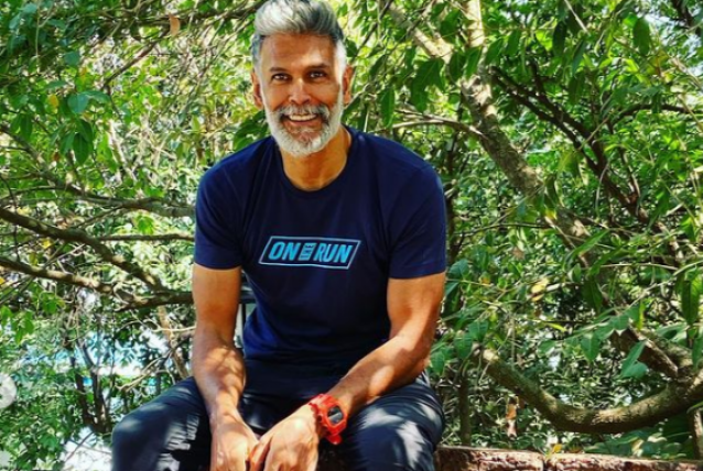 Milind Soman Workout & Diet: Fitness Secrets of Ironman of India That Keeps  Him Ultra Healthy Even in His Fifties (Watch Videos) | 🍏 LatestLY
