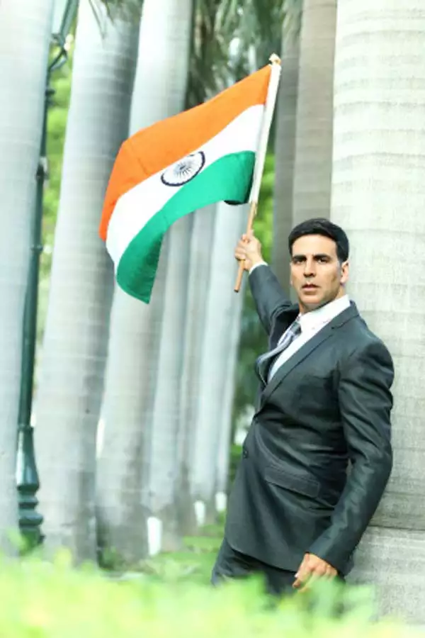 Akshay Kumar announces he's got Indian citizenship on 77th Independence Day - See pic here