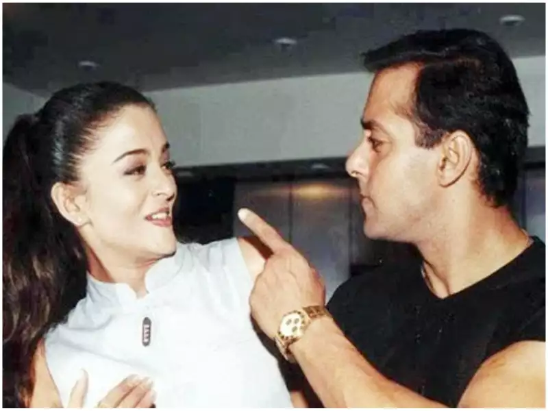 WATCH: When Aishwarya Rai Bachchan CLAPPED BACK at Karan Johar asking her to choose between Salman Khan and SRK