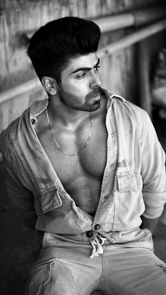 WATCH: Bhagya Lakshmi star Akash Kumar ATTACKED by fans for THIS reason
