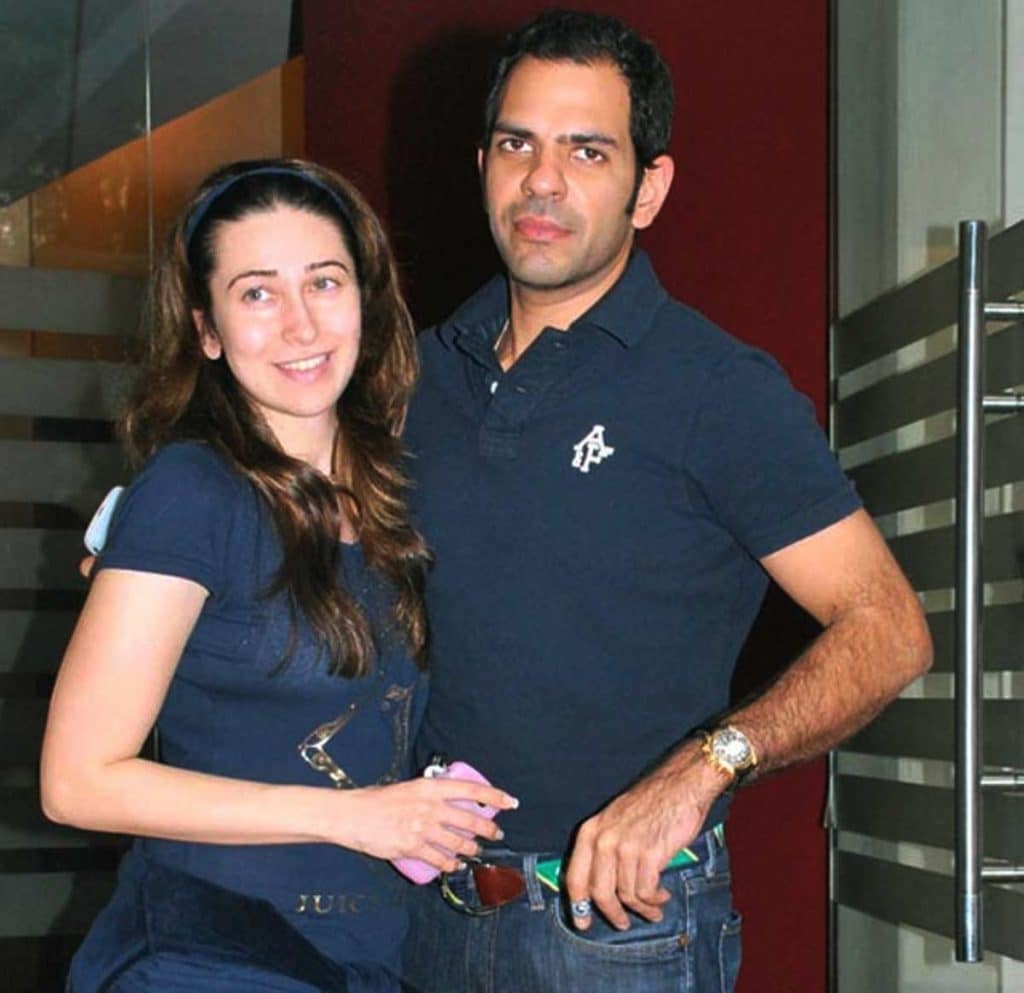 Shocking! When Karisma Kapoor Accused Ex-Husband Sunjay Kapur of Forcing Her to Sleep with his friends during their honeymoon; Later Randhir Kapoor Reacted